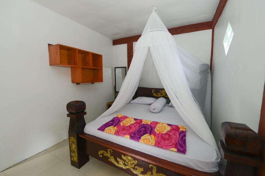Batu Kapal Guest House & Jungle Trekking Bukit Lawang Zewnętrze zdjęcie